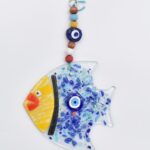 Φυσητό Κρεμαστό Ψάρι με Χρωματιστά Πετραδάκια