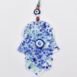 Φυσητό Κρεμαστό Χέρι της Φατμά με Μπλε Πετραδάκια