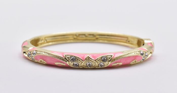 Βραχιόλι – Χειροπέδα με Ανάγλυφο Σμάλτο & Λουλούδια - Image 2