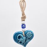 Κρεμαστό κεραμικό καρδιά με λευκή χάντρα