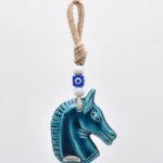 Κρεμαστό κεραμικό άλογο με λευκή χάντρα